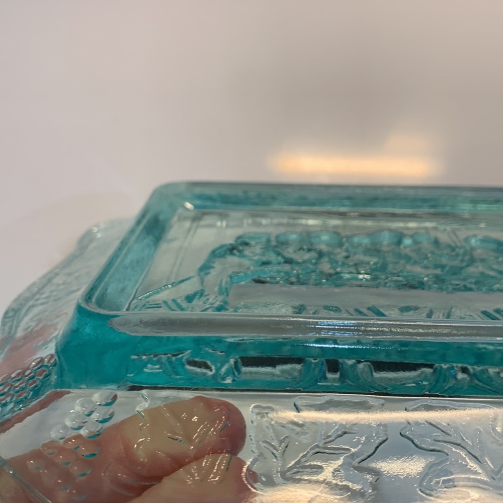 Tiara Glass Plate Blue Last Supper - Picture 7 of 13